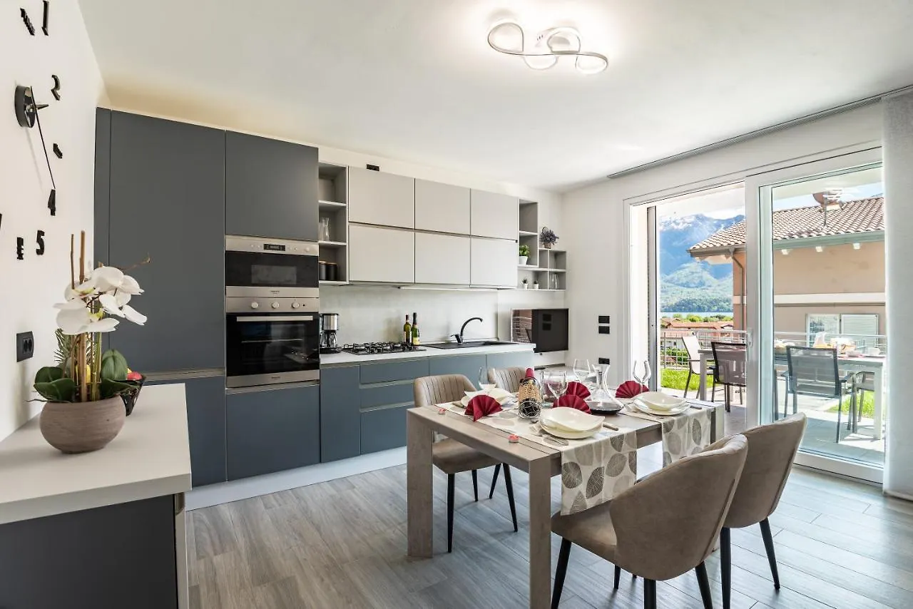 Laura'S Little Diamond Apartment - Residence Bel Post Domaso 0*,  Italia